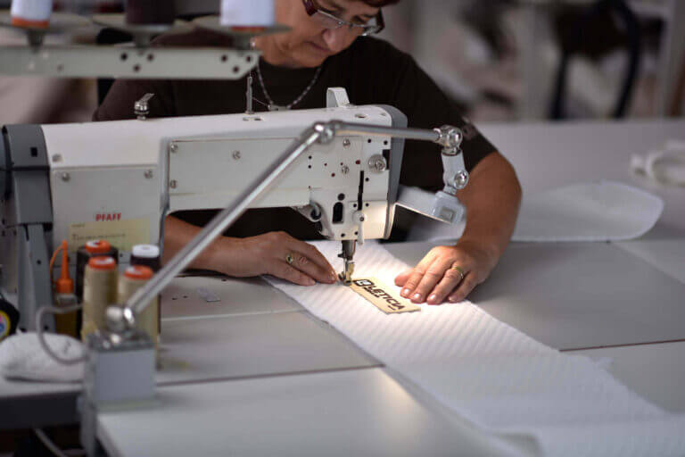 izdelava postelje in ležišče Leticia - slovenska kakovost ročno delo