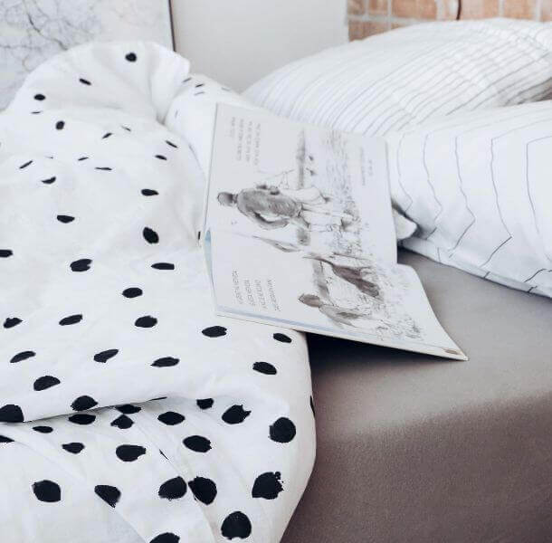 bombažna posteljnina črne pike - ooh noo - maremico.si